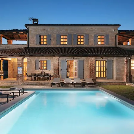 Villa Rustic Caltha With A Pool *