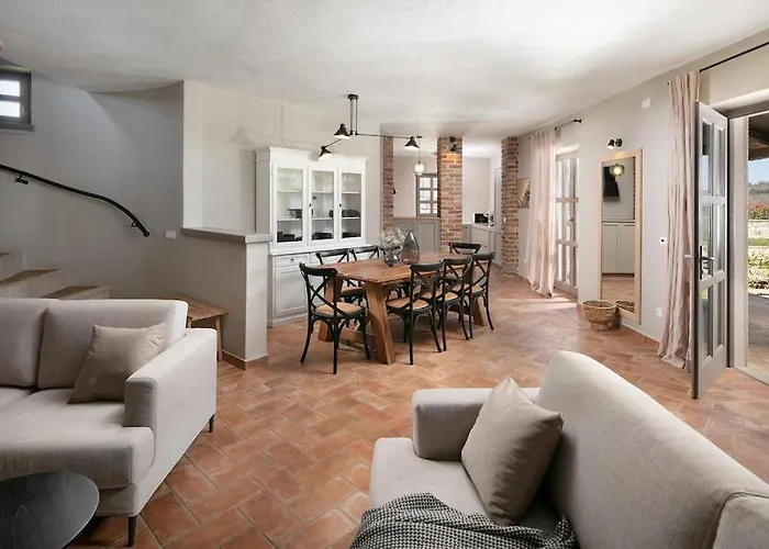 Rustic Caltha With A Pool Villa *