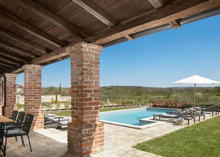 Villa Rustic Caltha With A Pool *